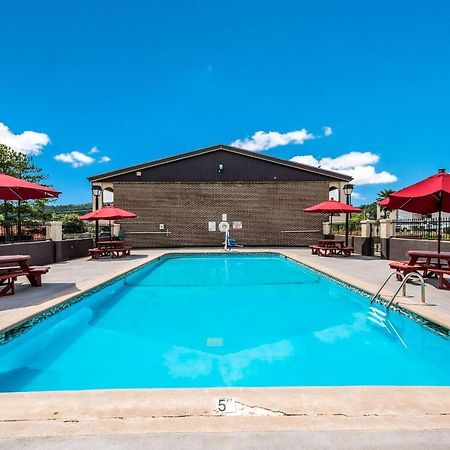 Econo Lodge Inn & Suites University Huntsville Luaran gambar