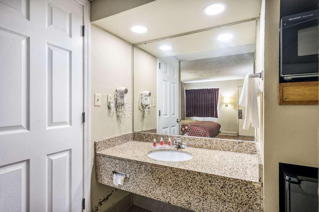 Econo Lodge Inn & Suites University Huntsville Luaran gambar