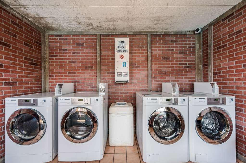 Econo Lodge Inn & Suites University Huntsville Luaran gambar