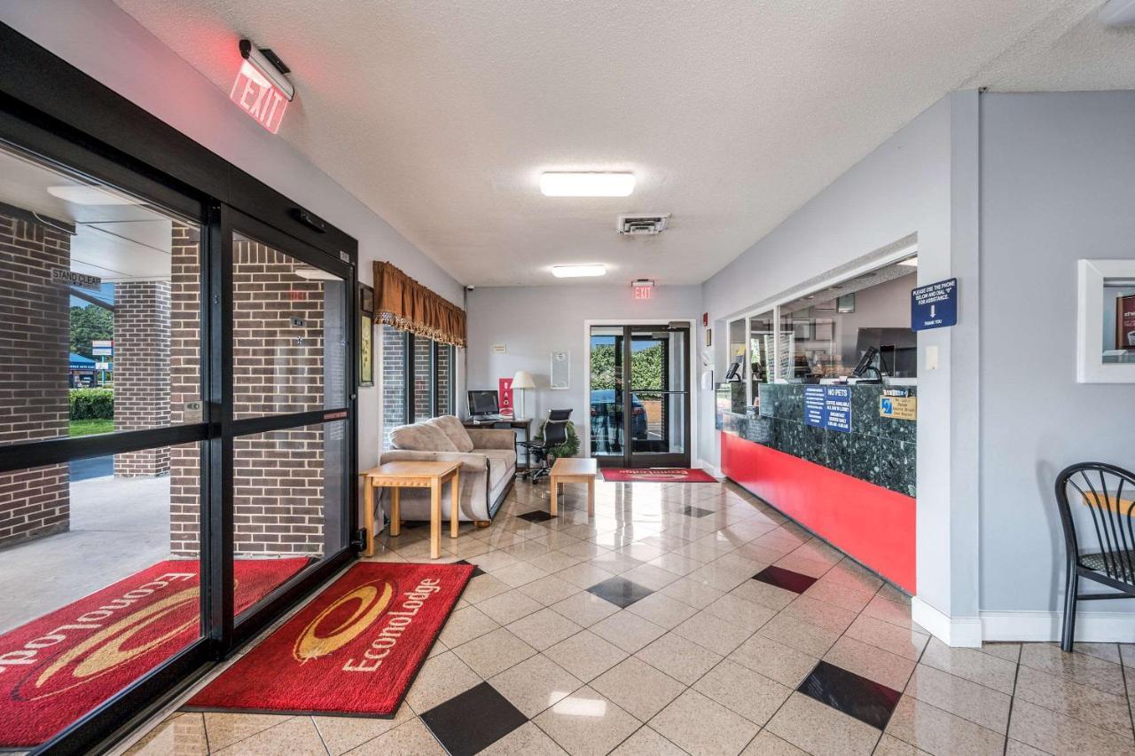 Econo Lodge Inn & Suites University Huntsville Luaran gambar