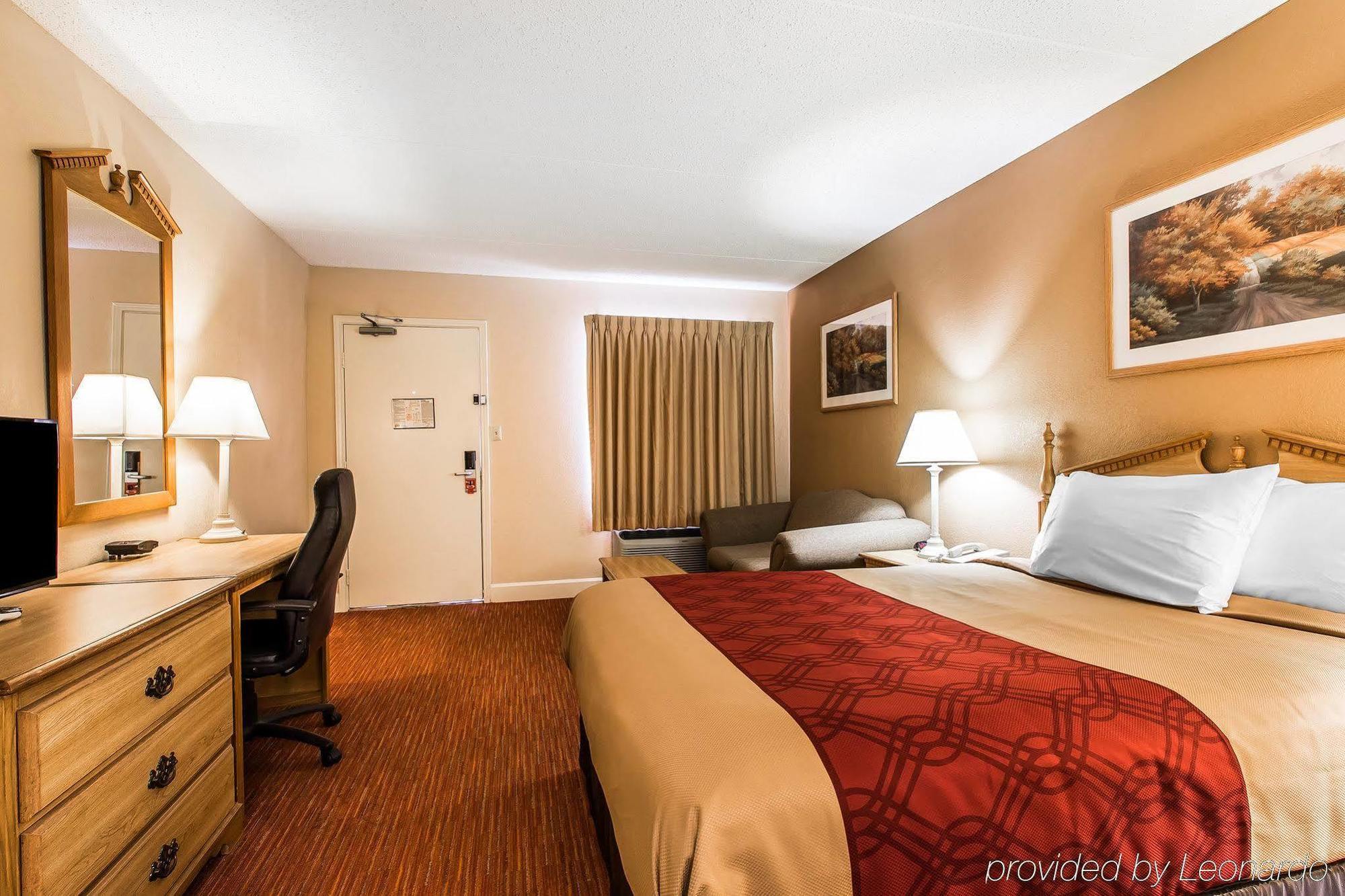 Econo Lodge Inn & Suites University Huntsville Luaran gambar